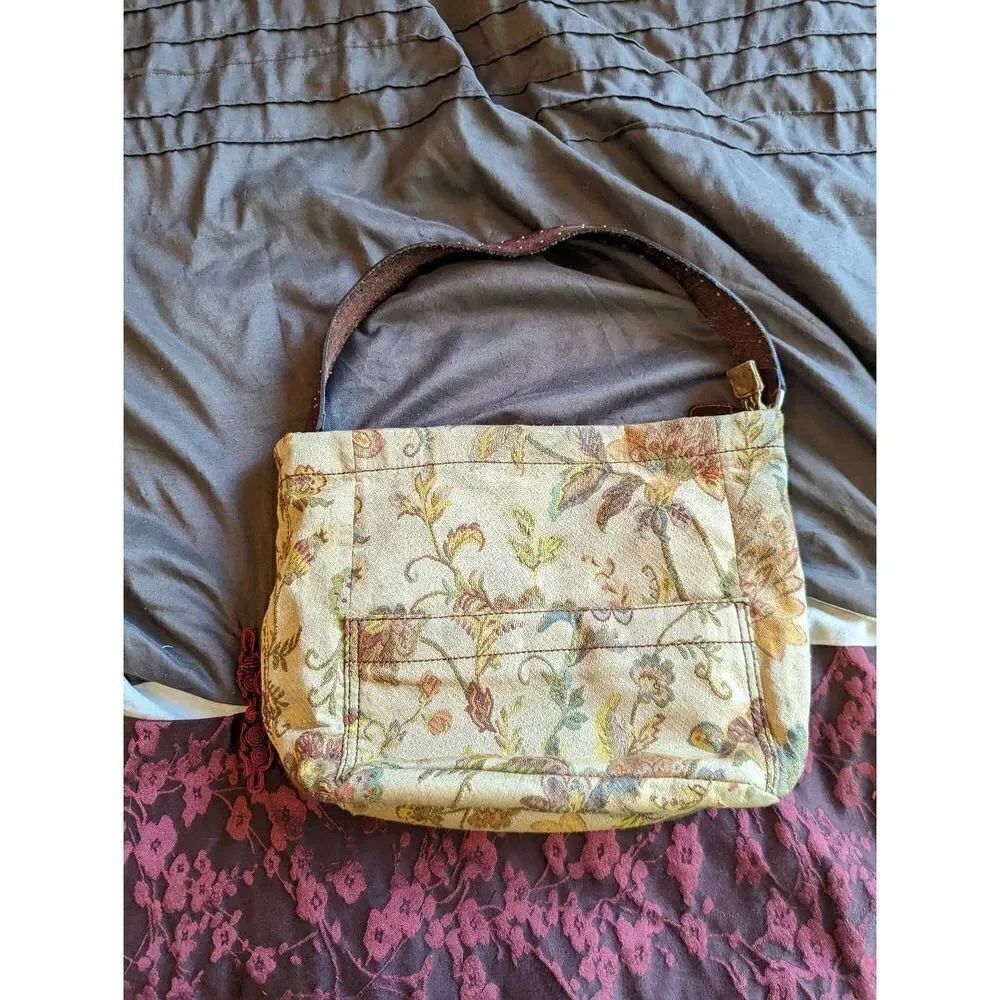 FOSSIL vintage floral tapestry bag leather strap